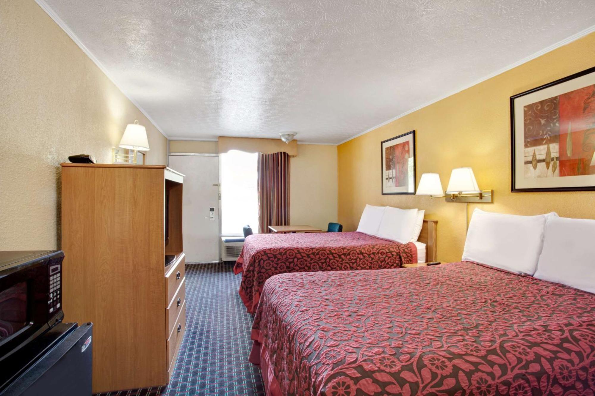 Days Inn By Wyndham Knoxville West Екстериор снимка